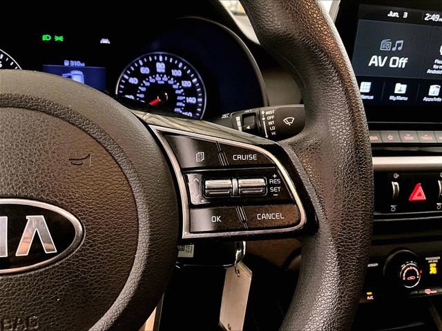 Used 2020 Kia Forte LXS FWD image 18