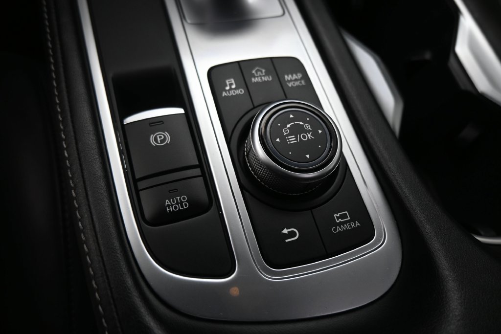 Used 2023 INFINITI QX60 Luxe w/ Cargo Package FWD image 16