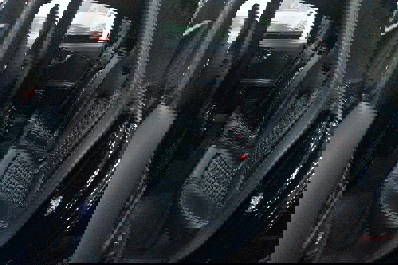 Used 2016 Audi RS 7 Prestige w/ Carbon-Optic Package image 26