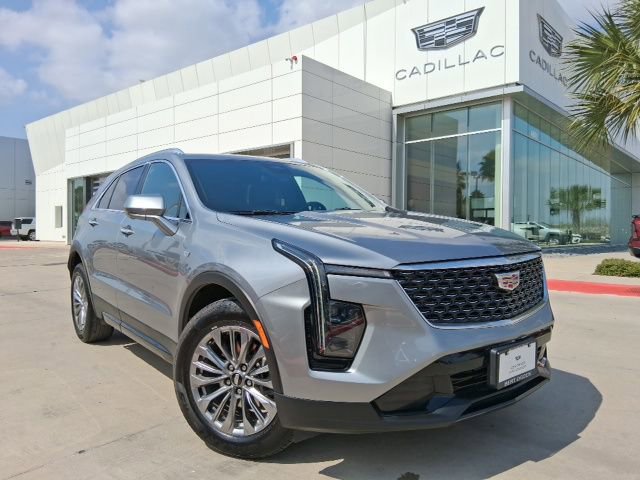 Used 2025 Cadillac XT4 Premium Luxury image 1