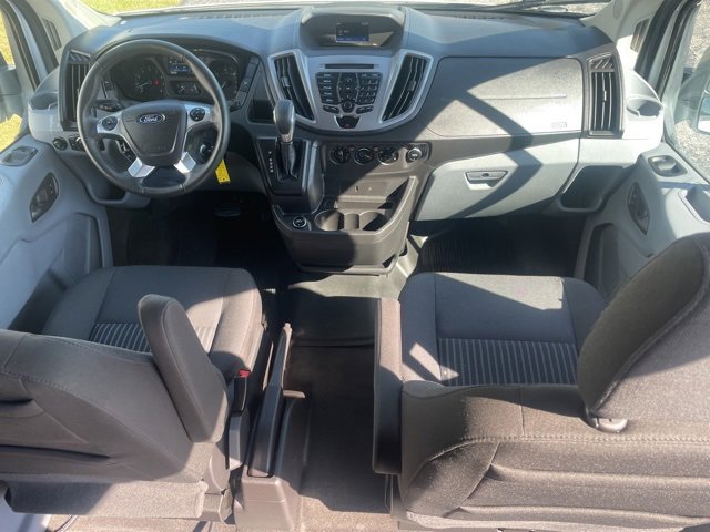 Used 2019 Ford Transit 150 XLT image 3