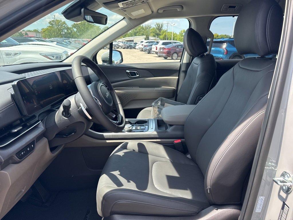 New 2026 Kia Carnival EX image 10