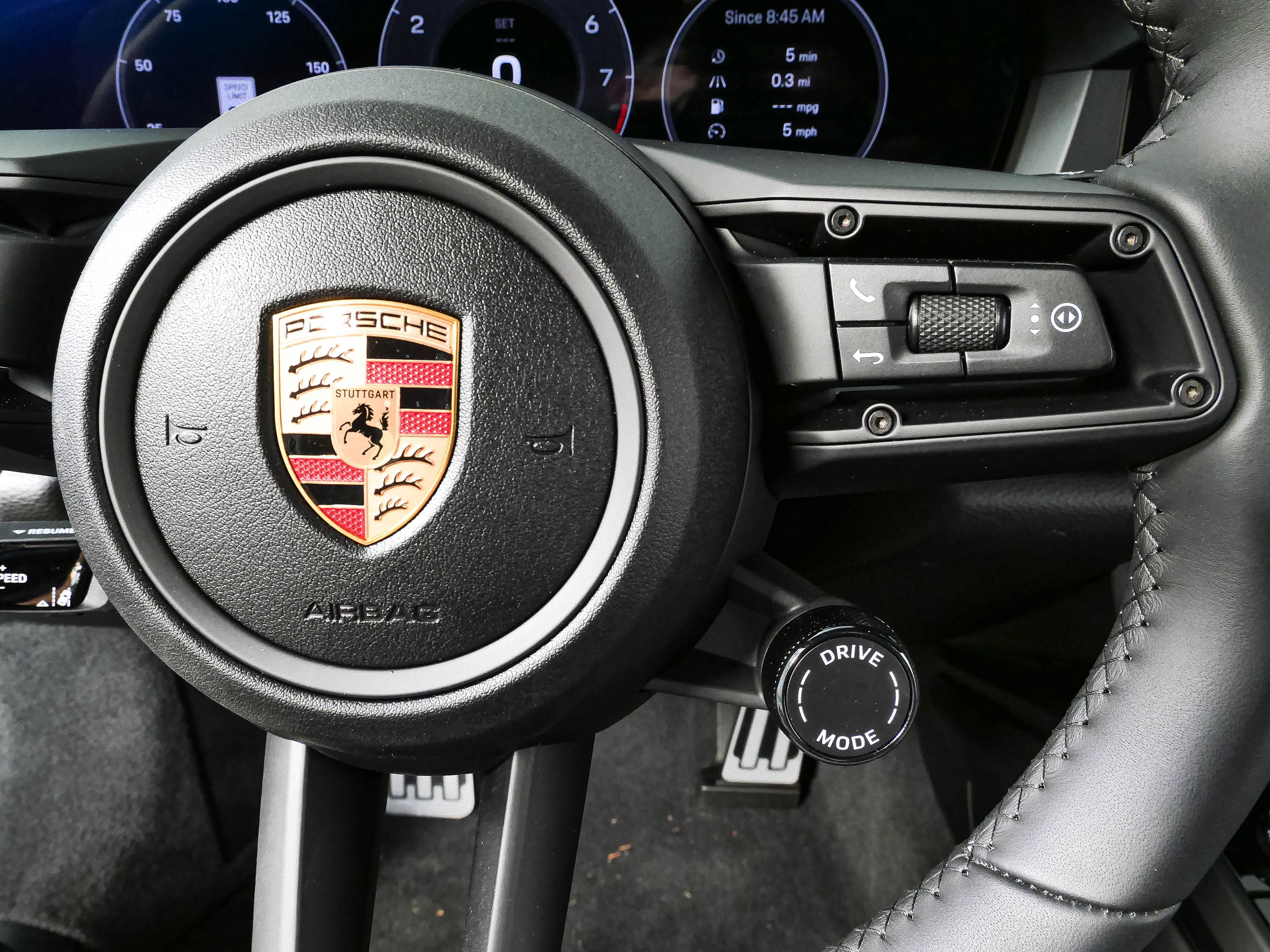Certified 2025 Porsche 911 Carrera RWD image 14