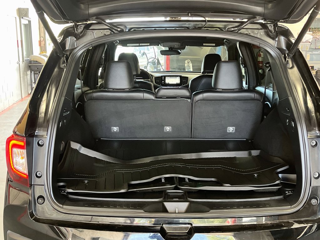 Used 2025 Honda Passport Black Edition image 28