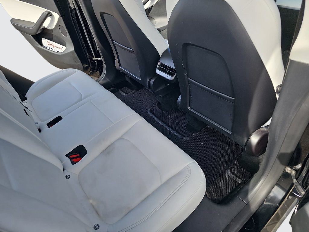 Used 2022 Tesla Model Y Performance AWD/4WD image 12