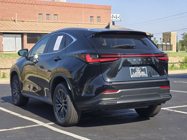 Certified 2025 Lexus NX 250 FWD w/ Towing Package (2000 Lbs) image 5