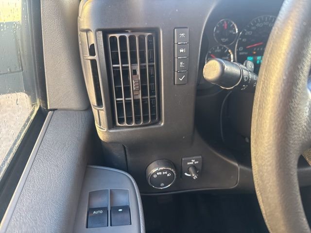 Certified 2020 Chevrolet Express 2500 image 18