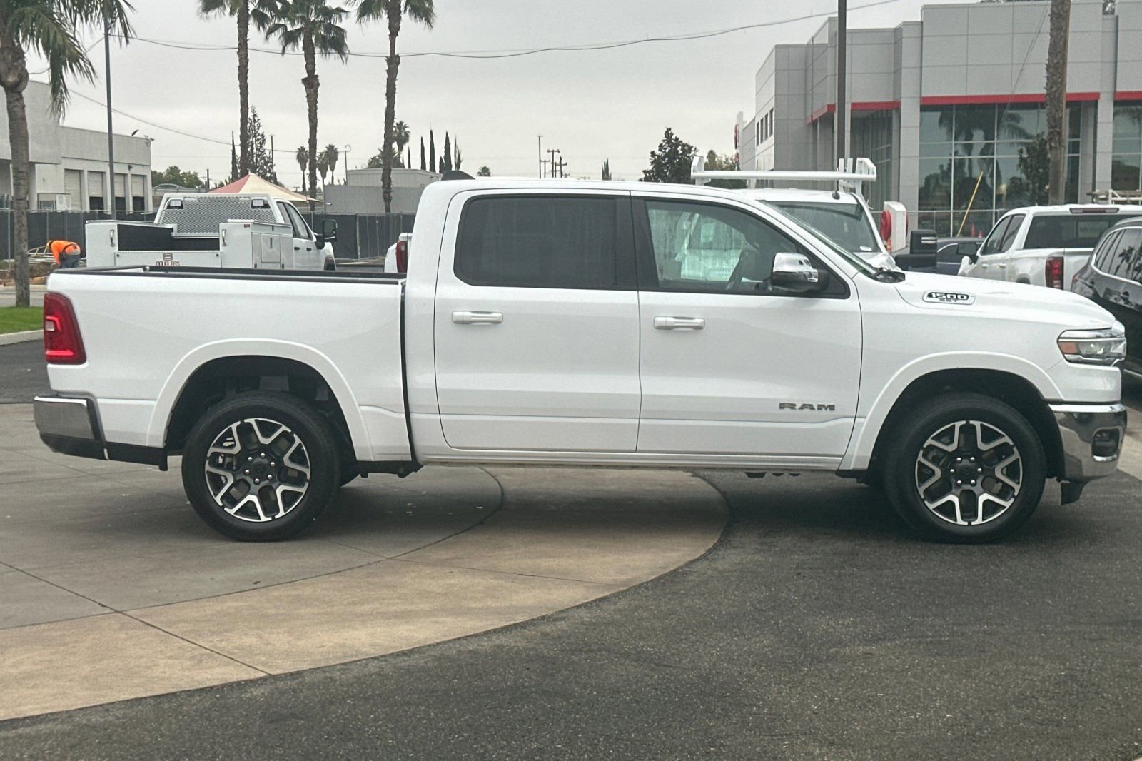 Used 2025 RAM 1500 Laramie image 3