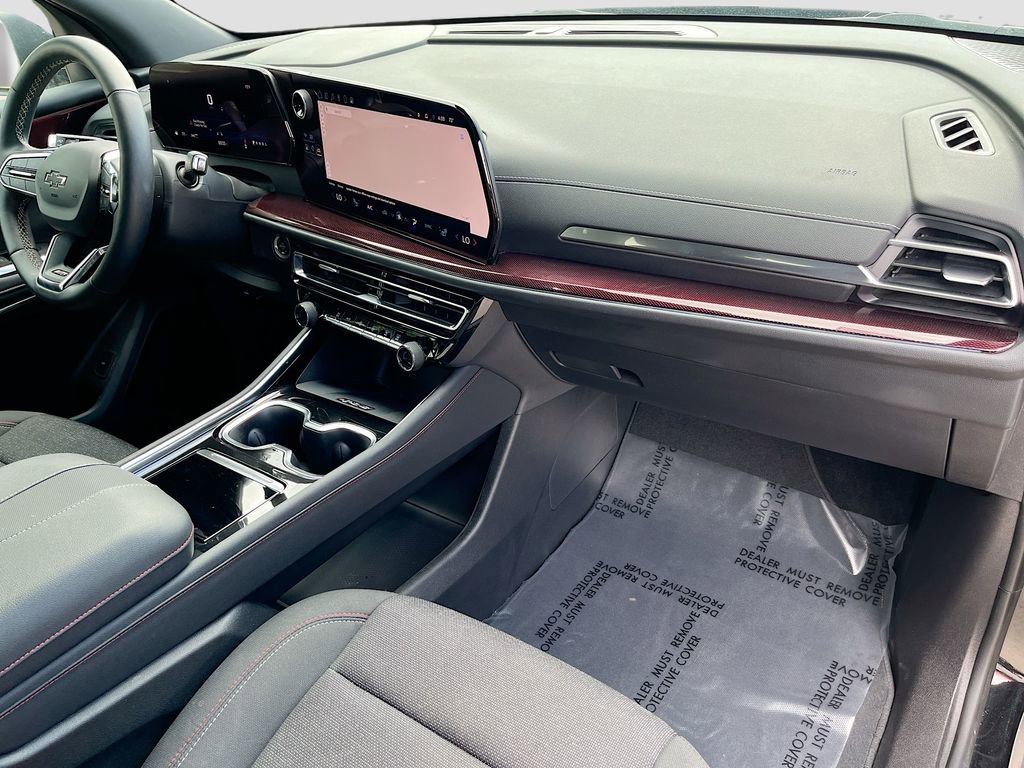 Used 2024 Chevrolet Traverse Z71 image 30