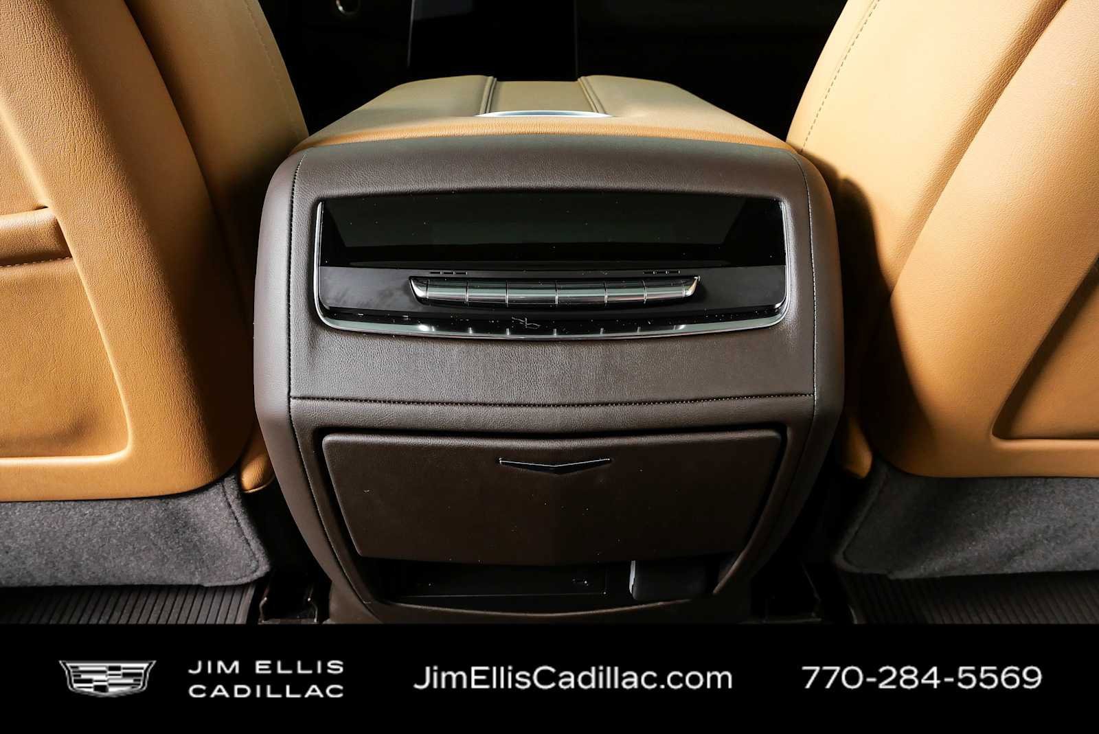 Used 2025 Cadillac Escalade Premium Luxury RWD image 20