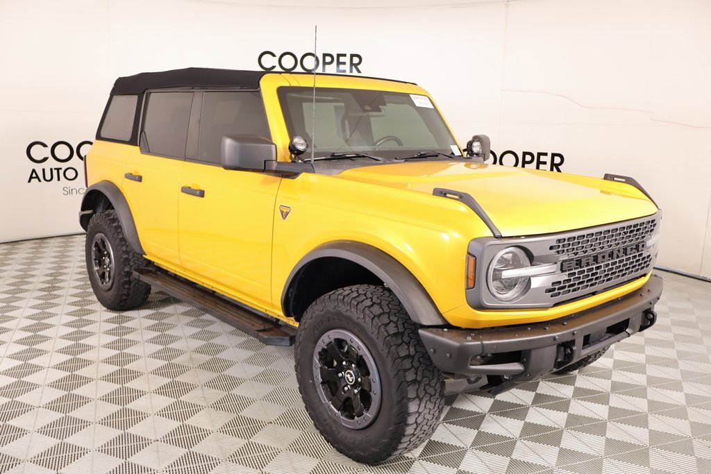 Used 2021 Ford Bronco Badlands video 1