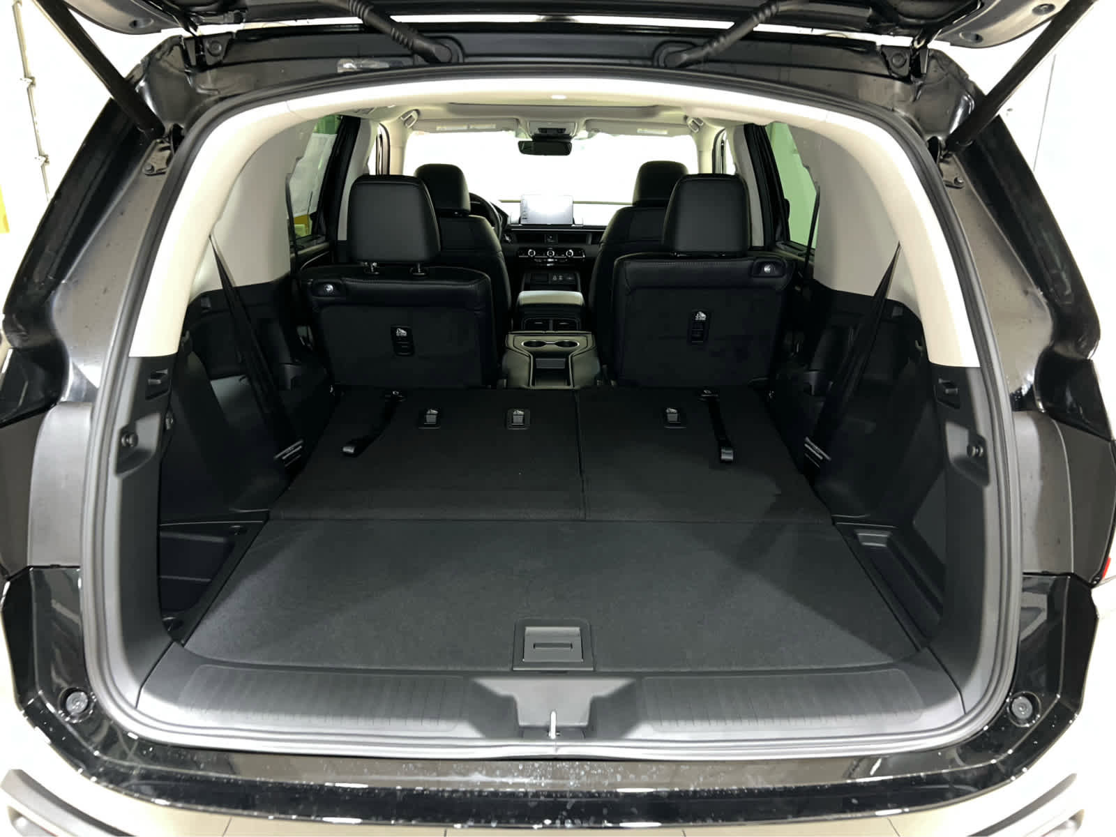 New 2025 Honda Pilot Touring image 10