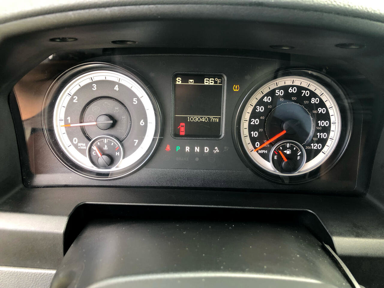 Used 2015 RAM 2500 SLT image 29