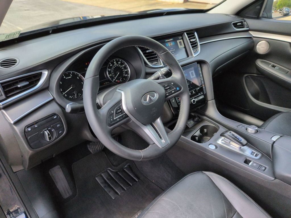 Used 2023 INFINITI QX50 Luxe w/ Cargo Package image 31