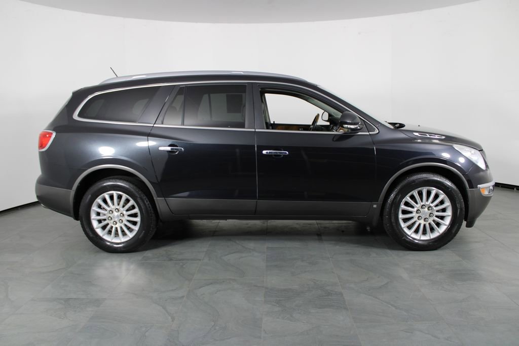Used 2010 Buick Enclave CXL w/ Trailering Provision Package image 16