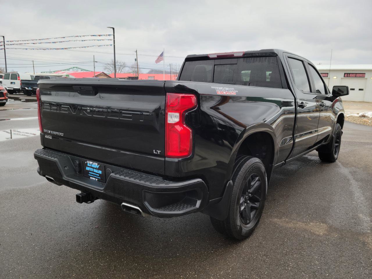 Used 2021 Chevrolet Silverado 1500 LT Trail Boss image 4