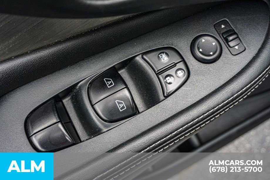 Used 2018 Nissan Murano S AWD/4WD image 46