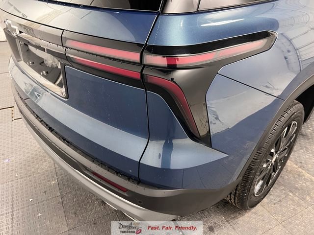 New 2026 Chevrolet Traverse LT w/ Sun and Wheel Package FWD image 13