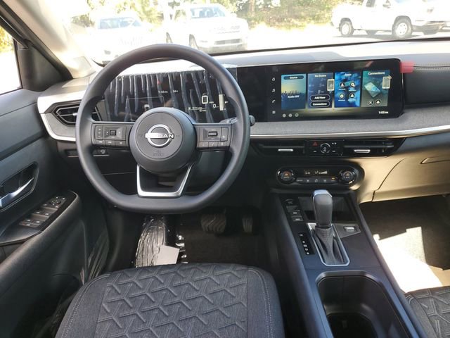 New 2026 Nissan Kicks SV image 8