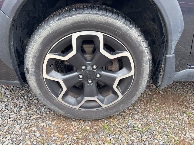 Used 2014 Subaru Crosstrek 2.0i Premium w/ Moonroof Package AWD/4WD image 4