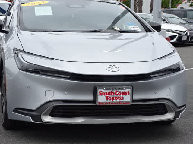 Certified 2023 Toyota Prius Prime FWD image 4