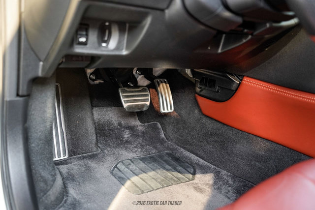 Used 2016 Nissan GT-R Premium AWD/4WD image 33