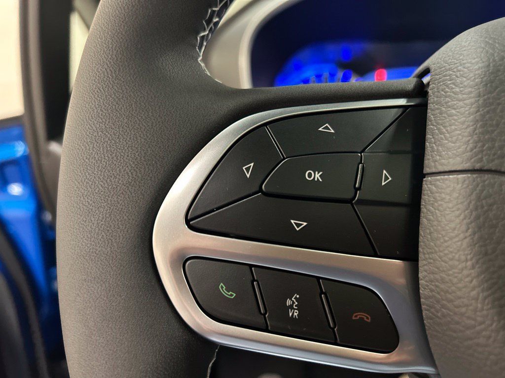New 2027 Chrysler Pacifica Limited FWD image 23