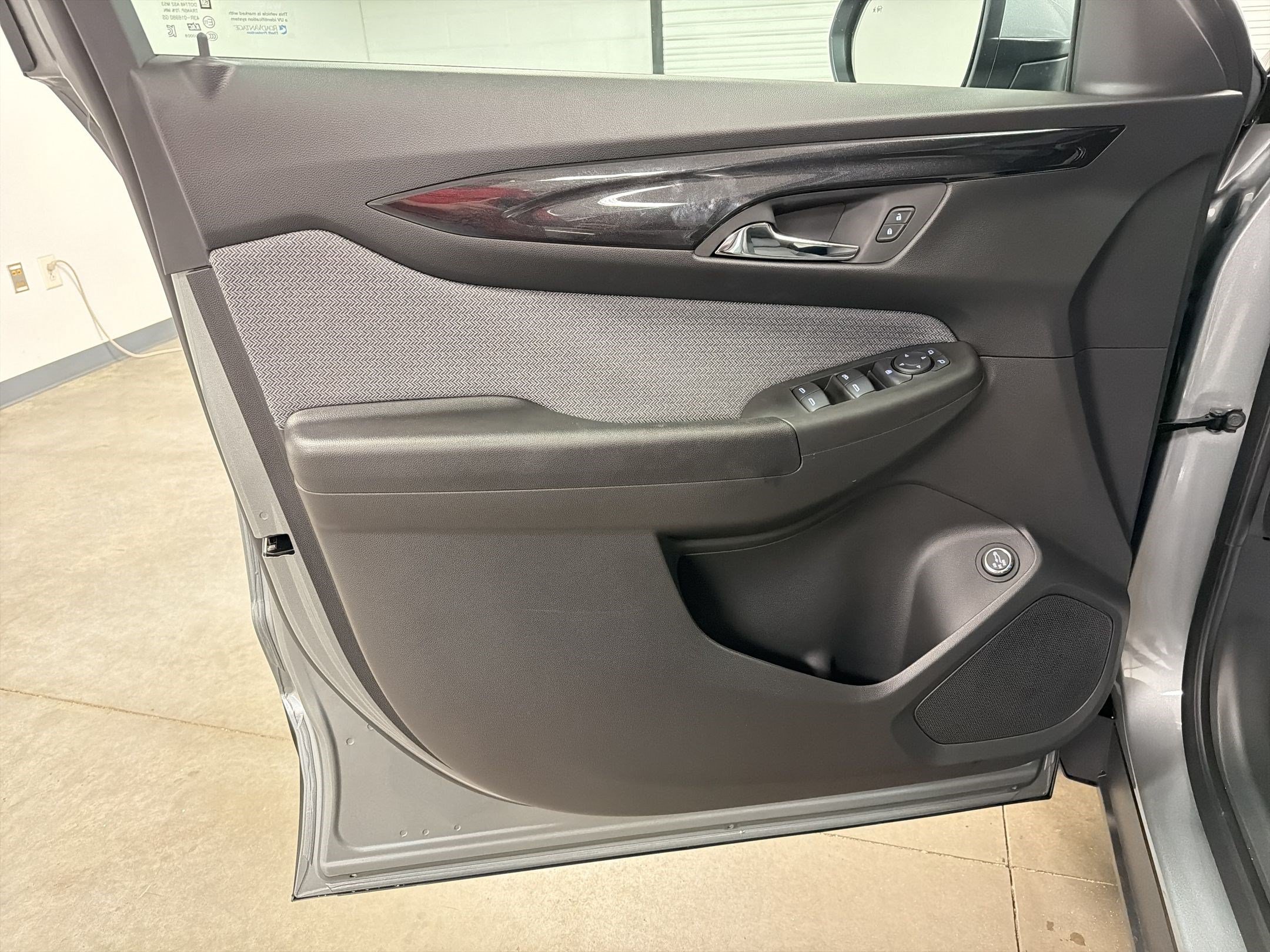 New 2026 Chevrolet TrailBlazer LT w/ Convenience Package FWD image 21