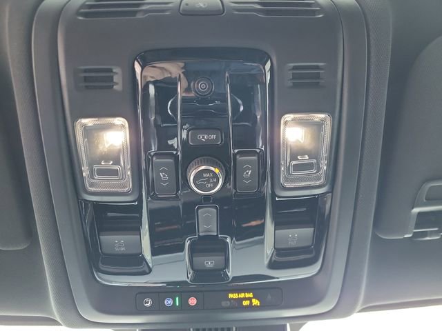 New 2026 Chevrolet Suburban High Country image 18