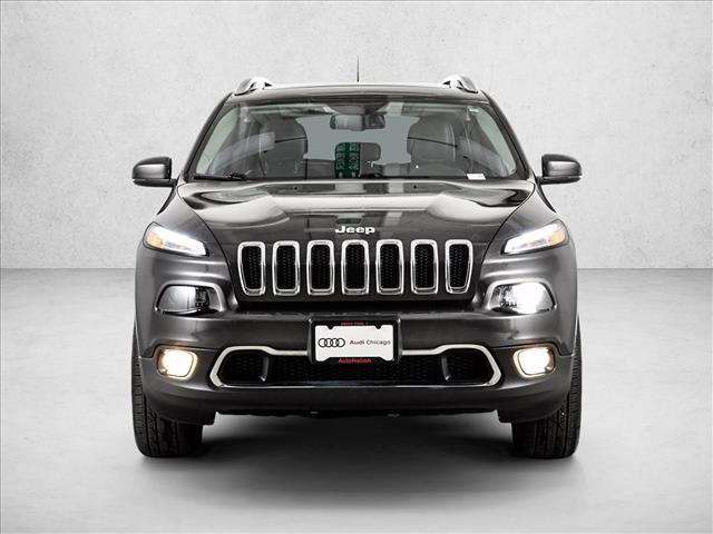 Used 2017 Jeep Cherokee Limited AWD/4WD image 2