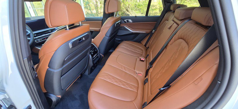 New 2026 BMW X5 M60i image 23