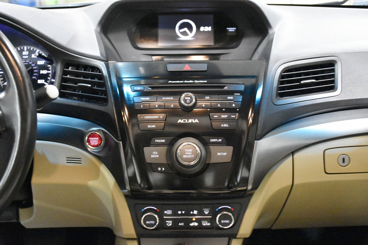 Used 2013 Acura ILX w/ Premium Package image 15