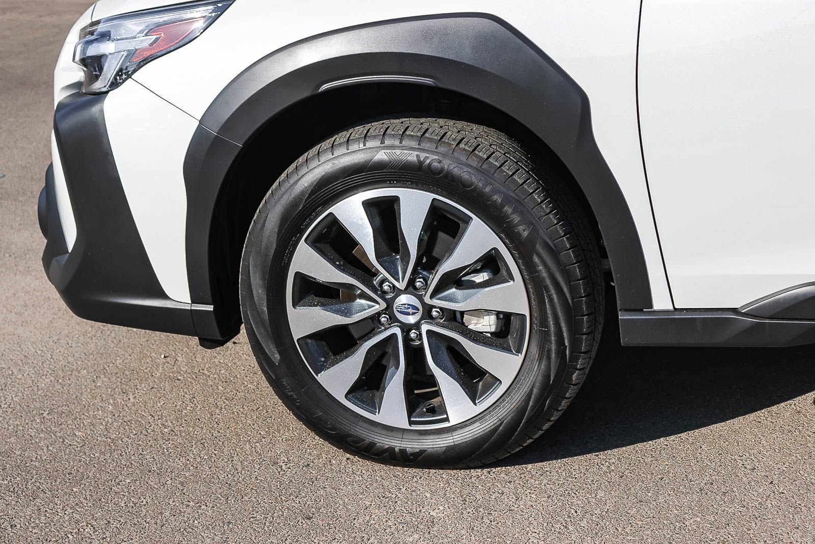 Used 2025 Subaru Outback Touring XT AWD/4WD image 9
