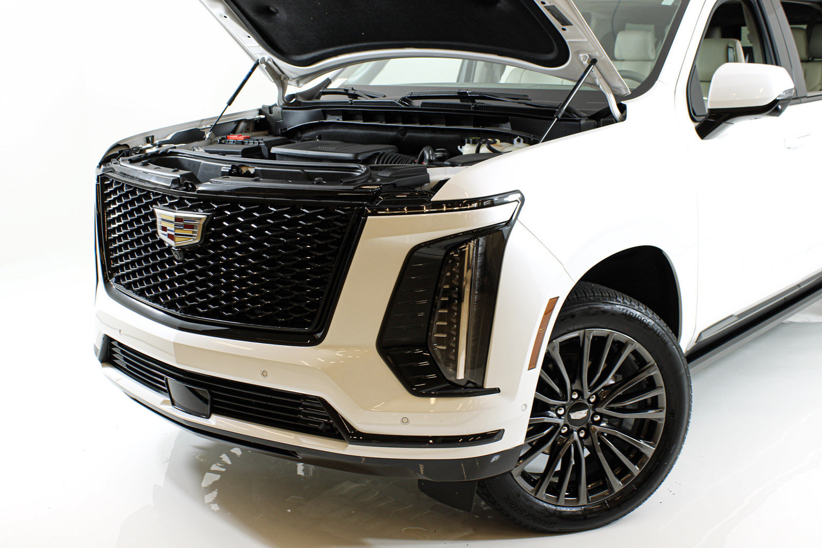 Used 2025 Cadillac Escalade ESV Sport Platinum RWD image 56