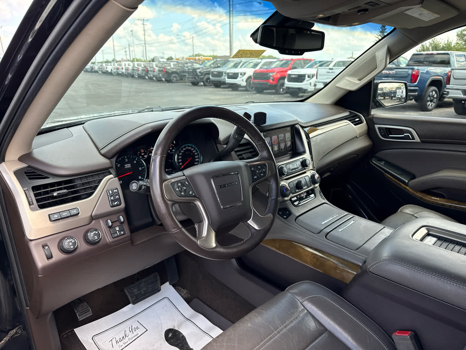 Certified 2017 GMC Yukon XL Denali w/ Open Road Package AWD/4WD image 13