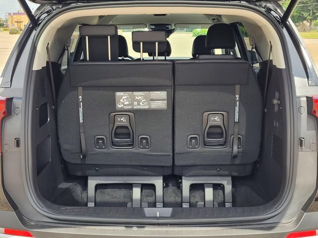 New 2026 Kia Carnival EX FWD image 7