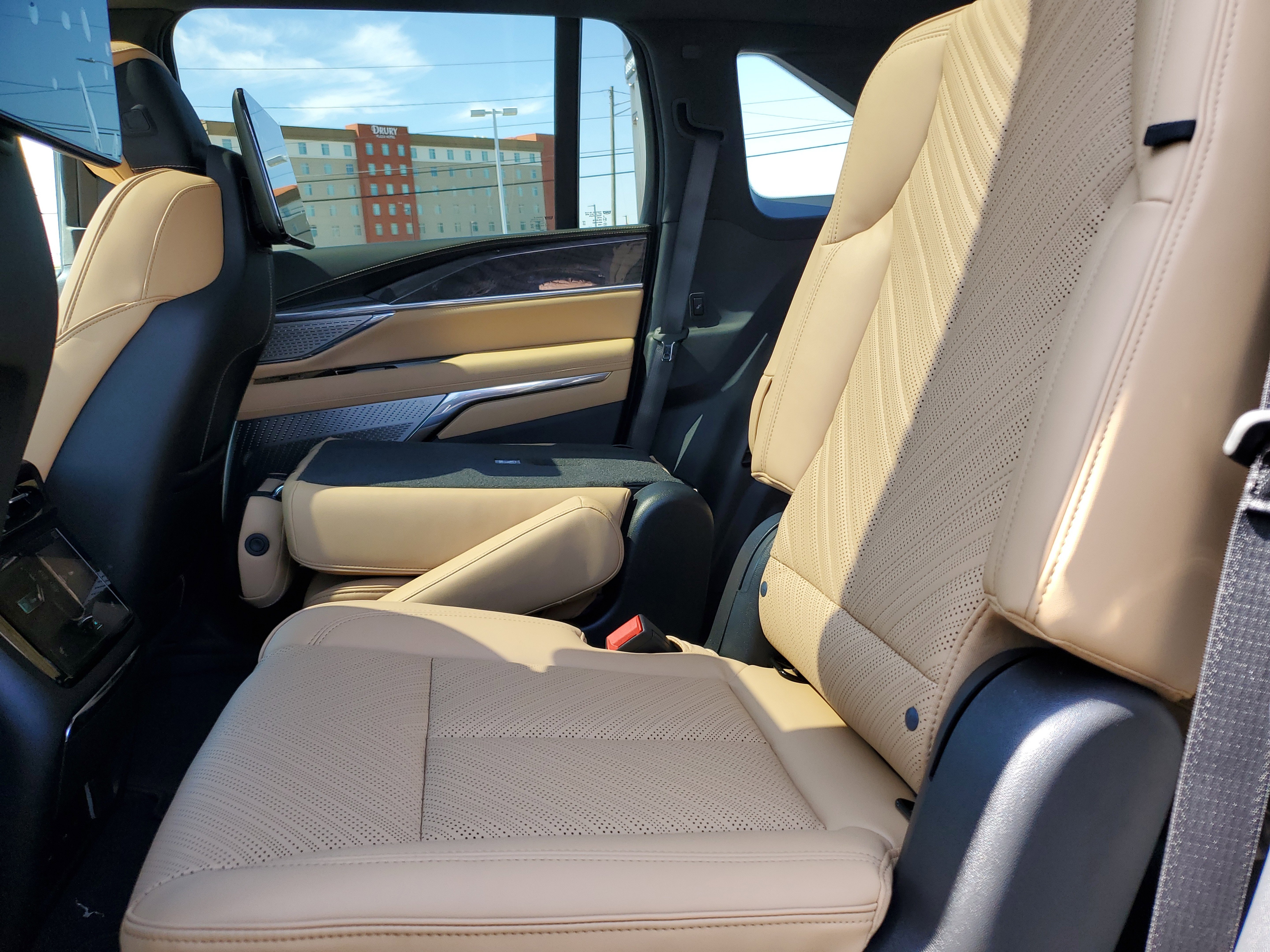 New 2025 Cadillac Escalade IQ Sport 2 image 10