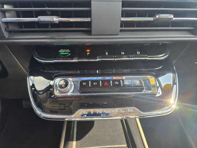 Used 2023 Lincoln Corsair AWD w/ Equipment Group 101A image 18