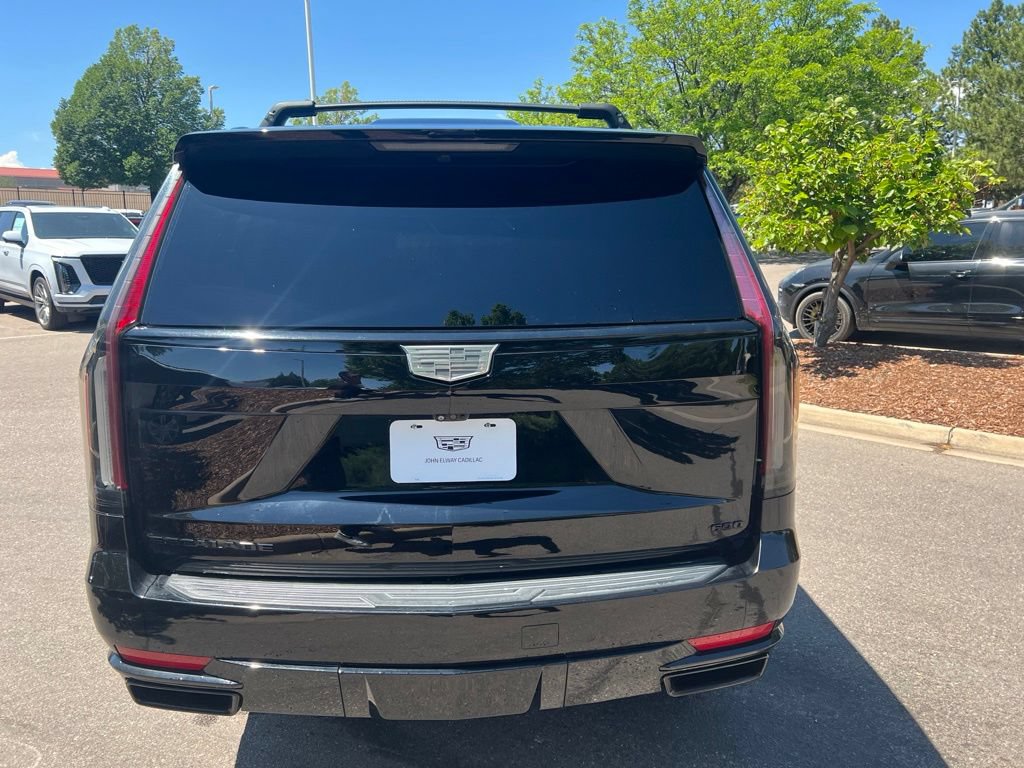 Used 2021 Cadillac Escalade Sport w/ LPO, Illumination Package AWD/4WD image 4