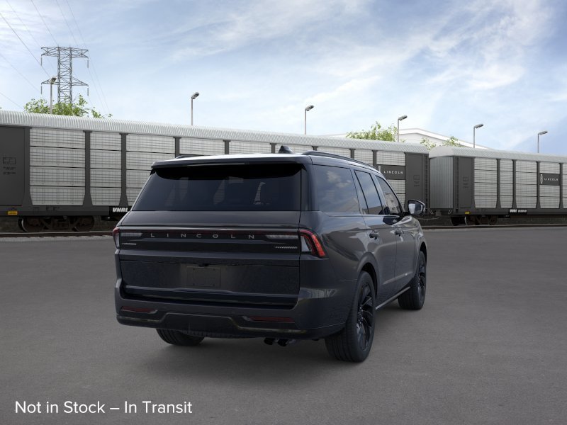 New 2026 Lincoln Navigator Reserve w/ Jet Appearance Package AWD/4WD image 33