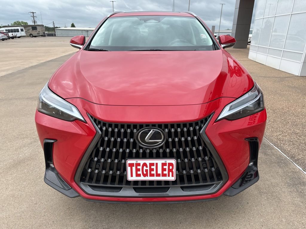 Used 2024 Lexus NX 250 FWD w/ Towing Package (2000 Lbs) image 2