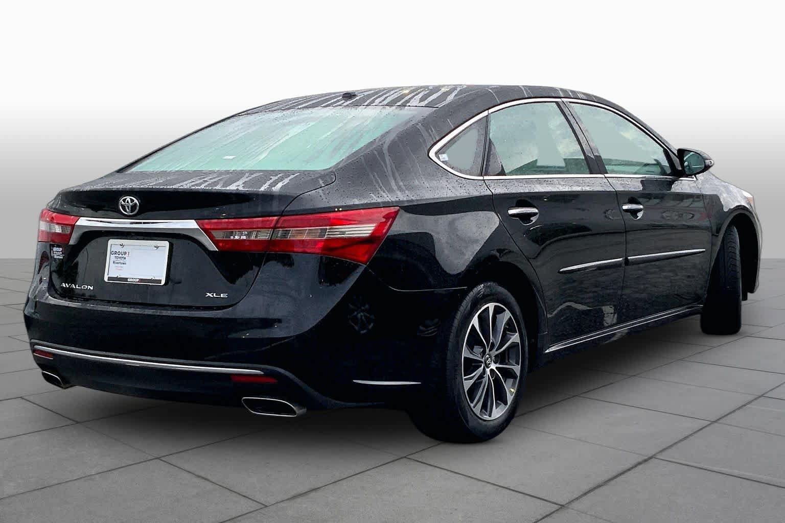 Used 2016 Toyota Avalon XLE FWD image 13
