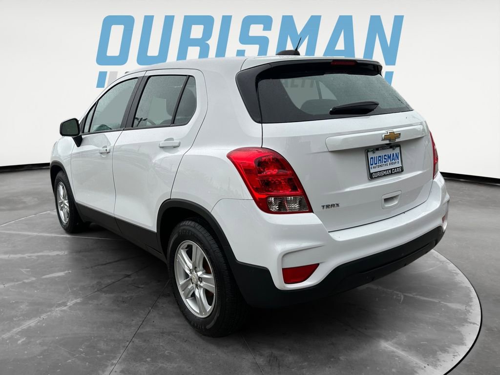 Used 2020 Chevrolet Trax LS FWD image 4