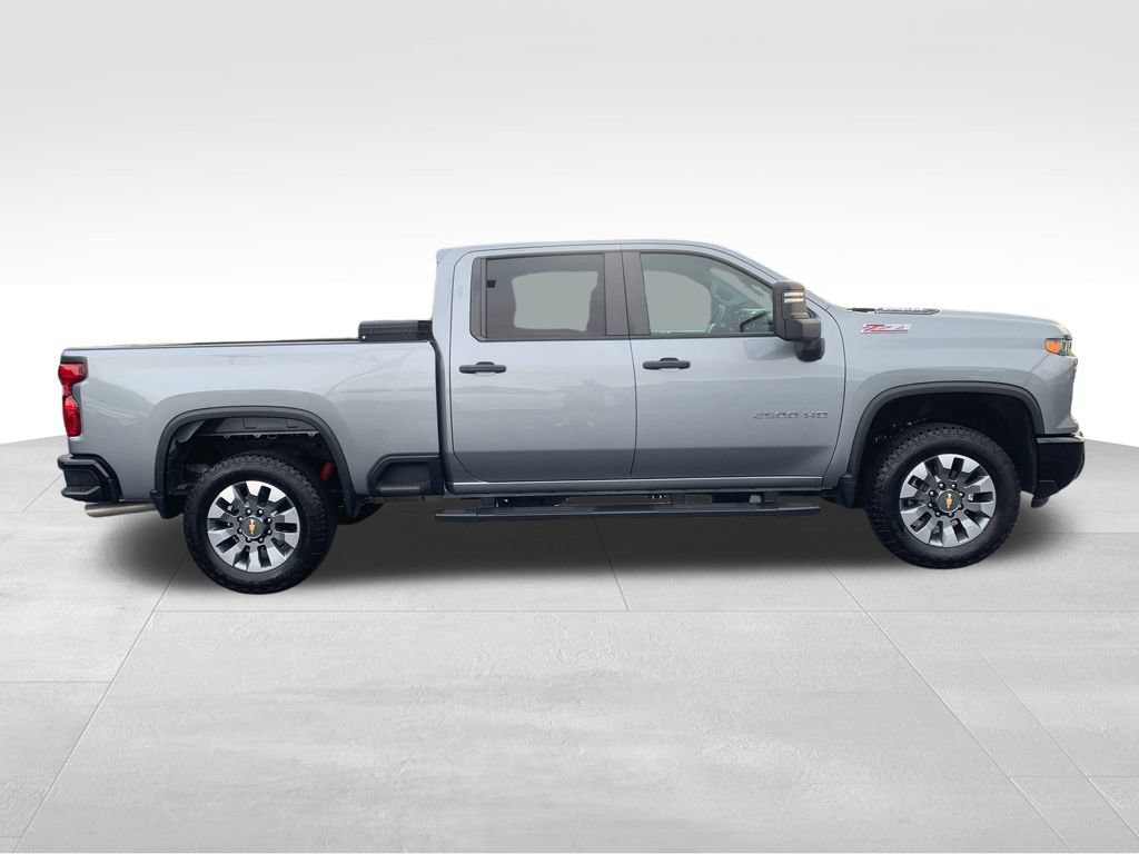 Used 2024 Chevrolet Silverado 2500 Custom w/ Custom Convenience Package AWD/4WD image 6