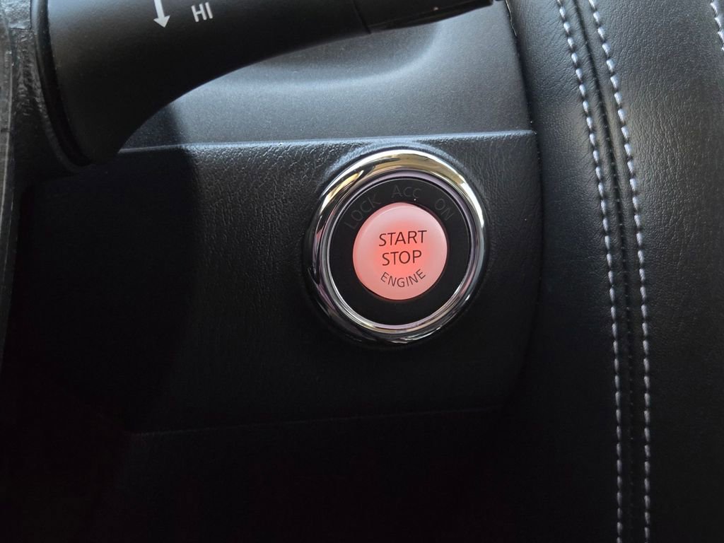 Used 2020 Nissan Armada SL w/ Premium Package image 23