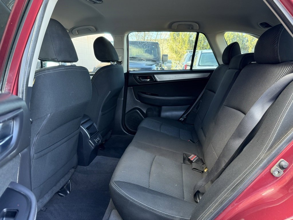 Used 2019 Subaru Outback 2.5i Premium image 14
