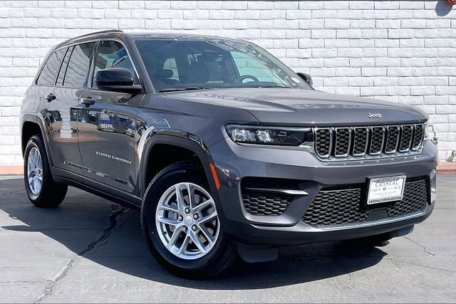 New 2026 Jeep Grand Cherokee Laredo image 14