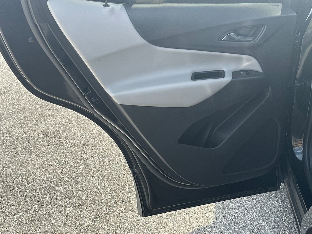 Used 2018 Chevrolet Equinox LS FWD image 22