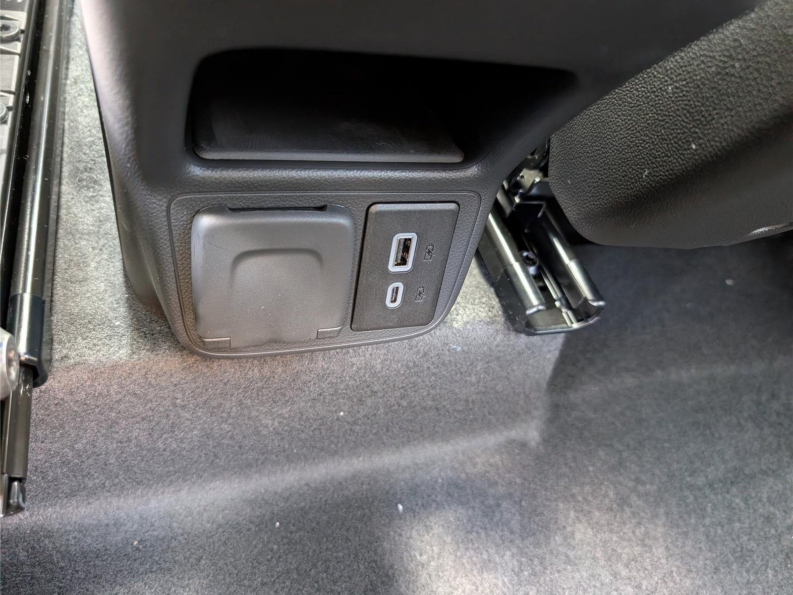 New 2026 Buick Encore GX Avenir w/ Avenir Convenience Package FWD image 13