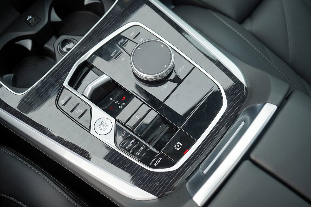 New 2026 BMW X5 sDrive40i w/ M Sport Package image 19